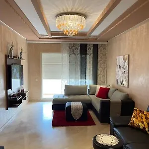 Big Luxury Near Airport Appartement